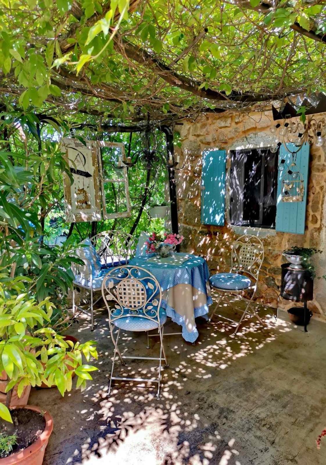 Villa Festina Lente - Cosy & Authentic Villa With Private Heated Pool Dobrinj Exterior photo